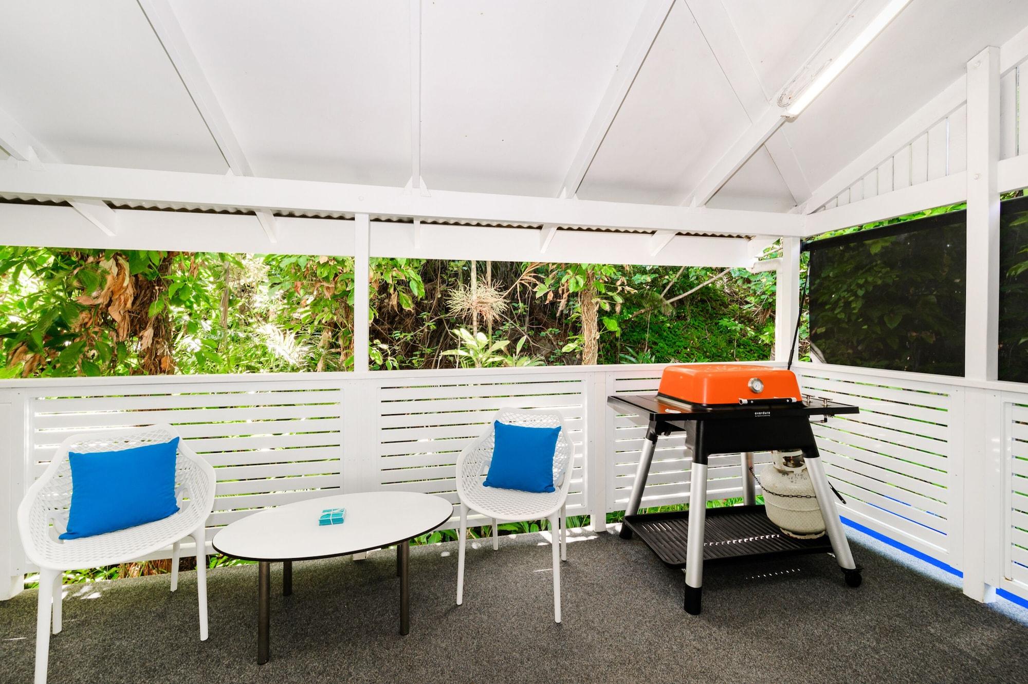 By The Sea Port Douglas Luaran gambar