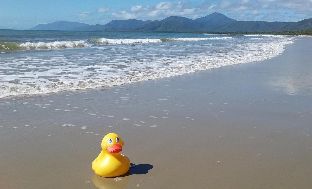 By The Sea Port Douglas Luaran gambar